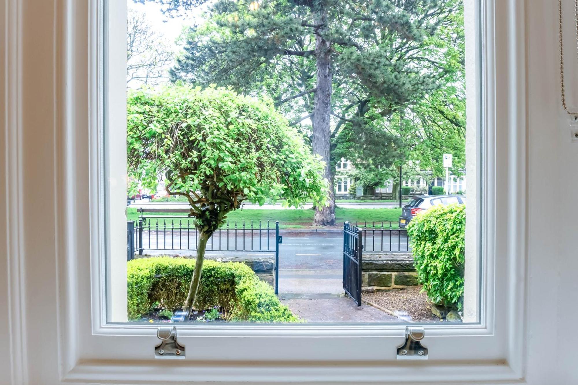The Harrogate Townhouse Villa Exterior photo